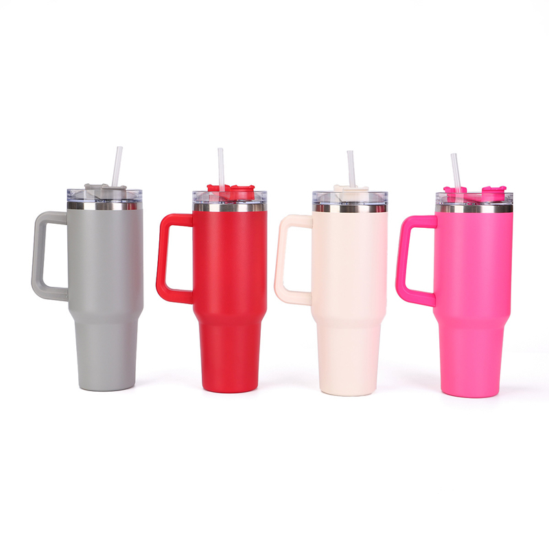 Kolorowy kubek o pojemności 40 uncji