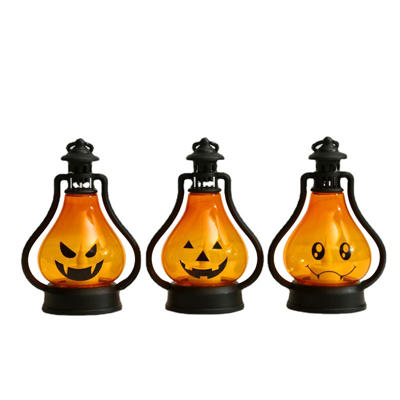 Świeca w kształcie dyni na Halloween