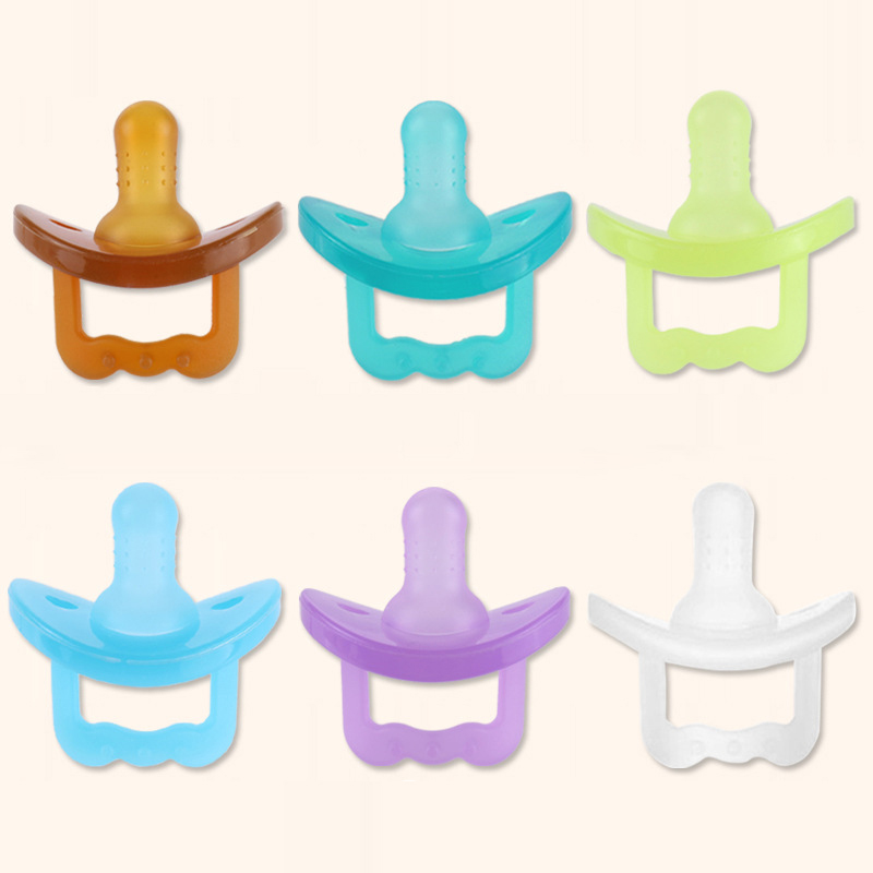 Smoczek dla dzieci z miękkiego silikonu o działaniu kojącym